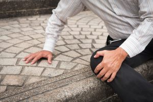 Slip and Fall in Oklahoma: Who is at Fault?